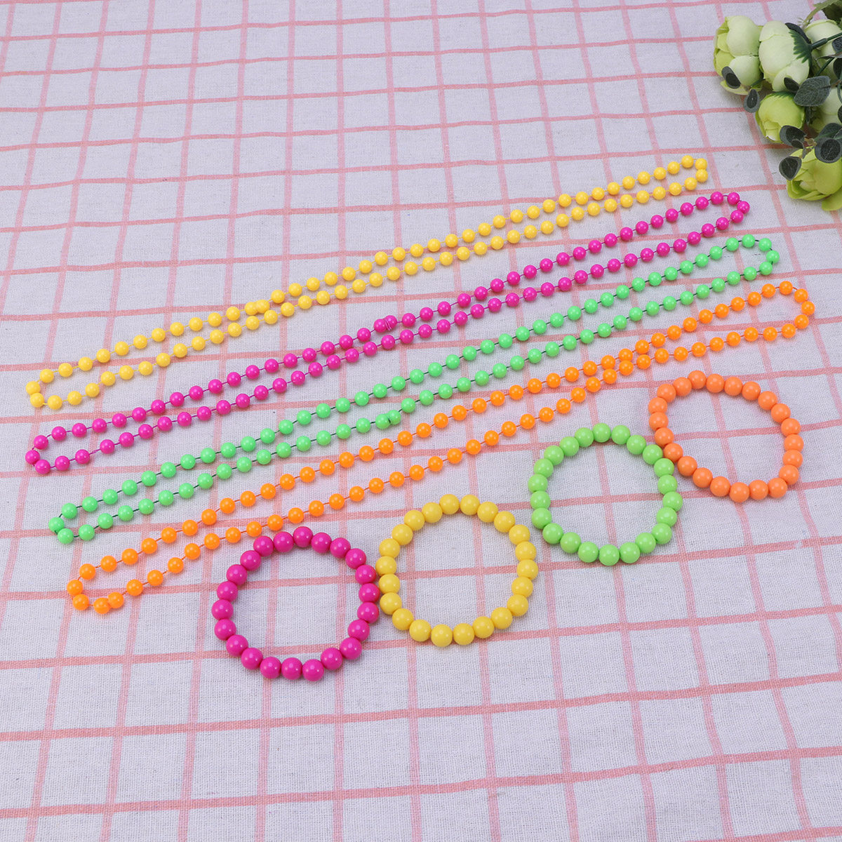 4Pcs Plastic Bead Necklace Wom - Women'S Fashion In The 80S review and price